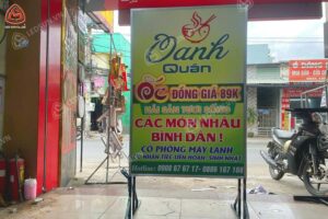 Làm bảng hiệu Quận 11 dạng hộp đèn có chân