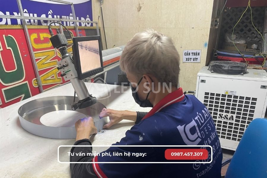 Gia công chữ inox tphcm