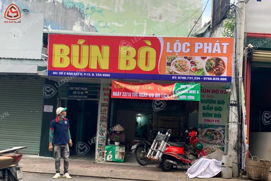 bảng hiệu quán bún