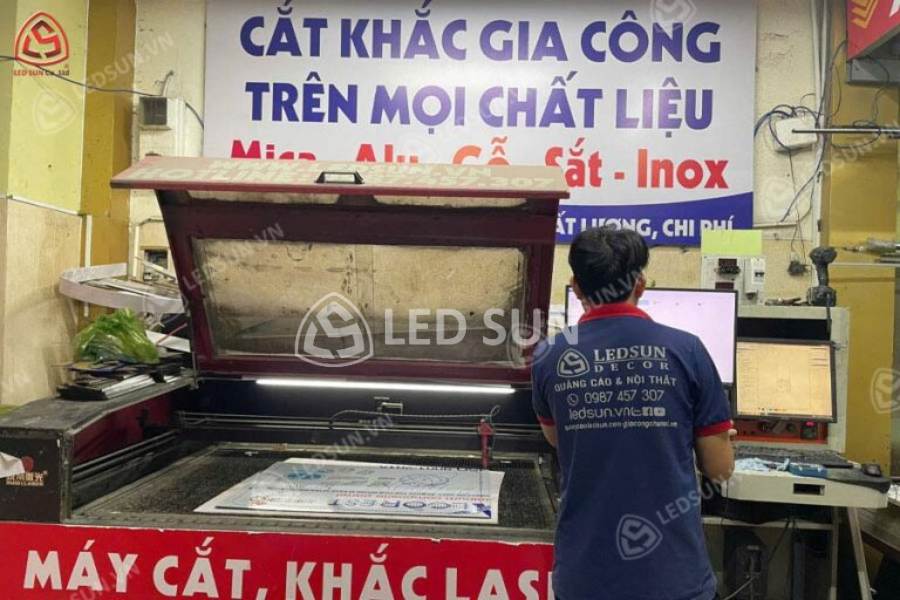 Gia công sản xuất làm biển số nhà quận 3 tại xưởng