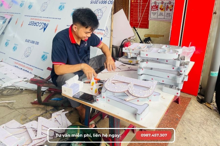 Led Sun - Đơn vị chuyên gia công chữ inox Quận Bình Tân