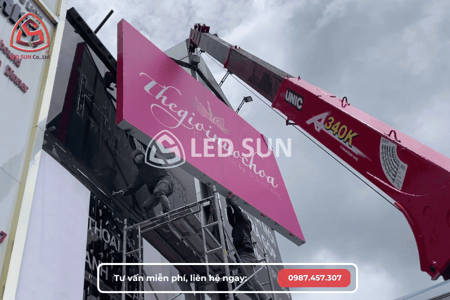 Làm bảng tên công ty quận 7