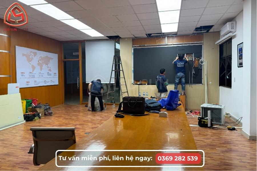 màn hình led trong phòng họp